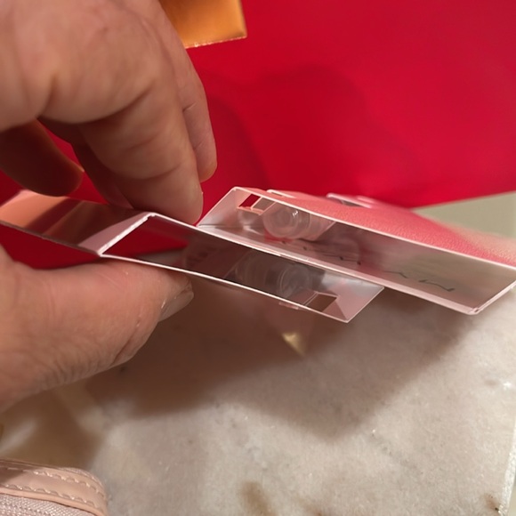 Giorgio Armani, pink zip around cosmetic bag - Picture 9 of 11